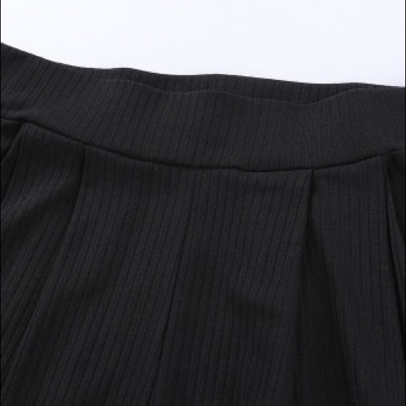 Black Knit Cropped Top & Wide Leg Pants - Picture 13 of 14